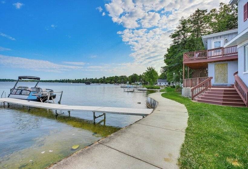Charming Bear Lake Cottage W/ Dock & Paddleboards!