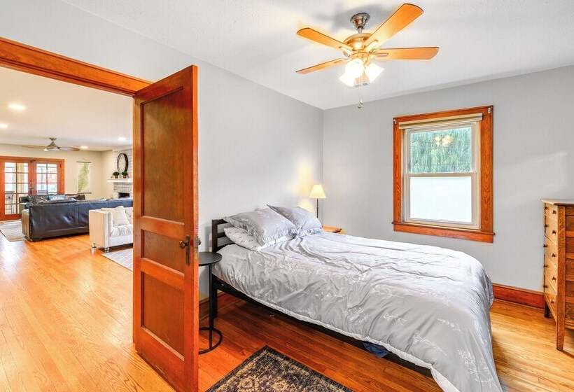 Charming Damascus Retreat W/ Deck & Creek Views!