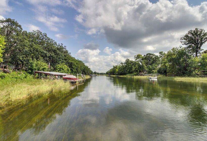 Lakefront Ottertail Retreat W/ Dock + Fire Pits!
