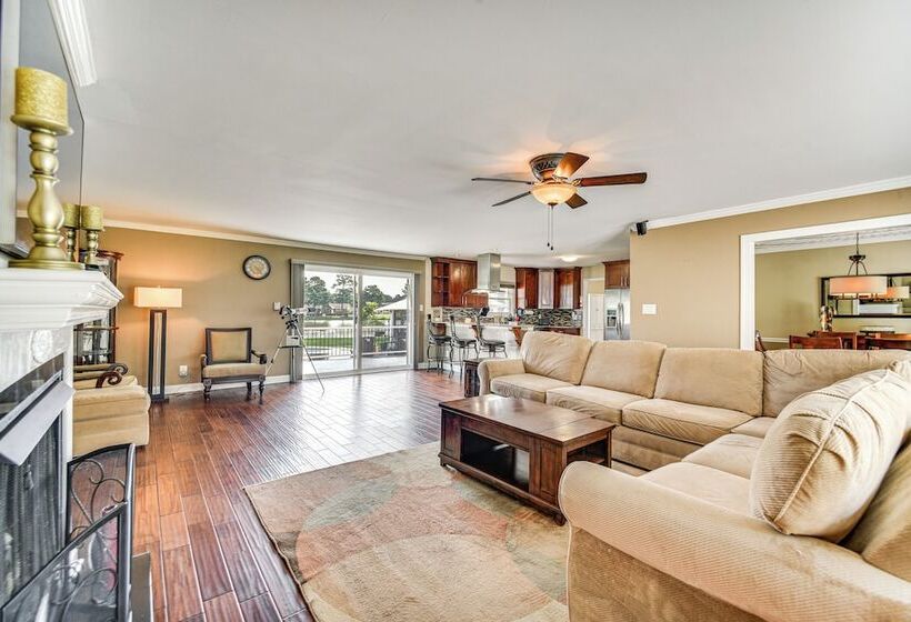 Luxe Lakefront Portsmouth Home: Fish, Swim & Play!