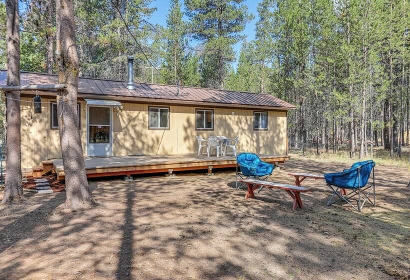 1 Mi To State Park: Peaceful La Pine Cabin W/ Deck
