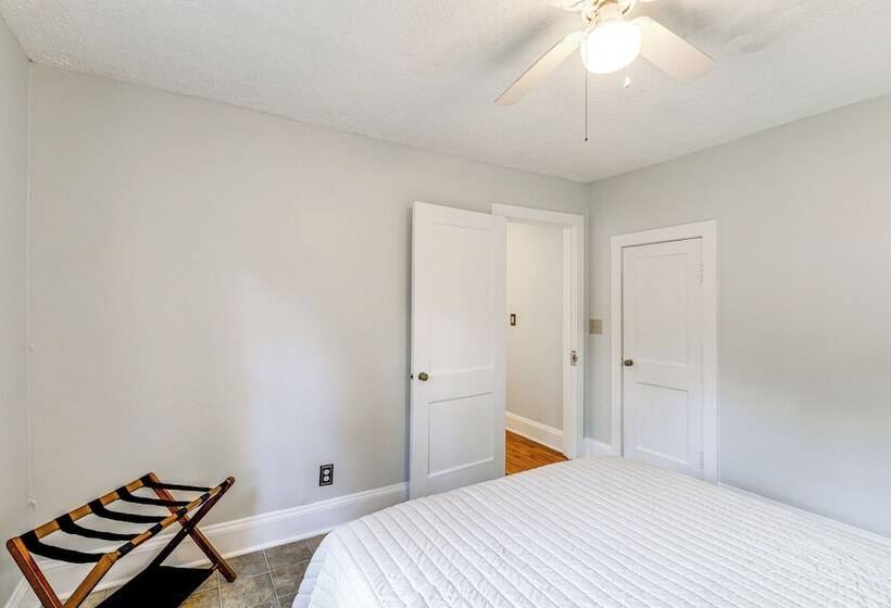 Updated Damascus Cottage On Appalachian Trail!