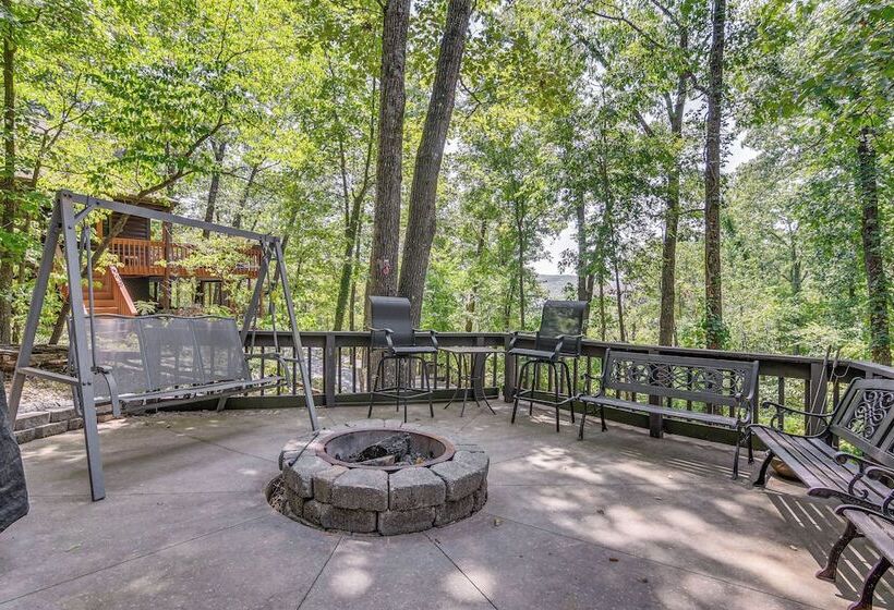 3 Mi To Table Rock Lake: Cabin W/ Fire Pit!