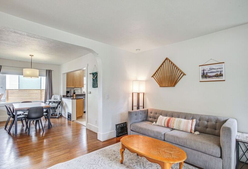 Chic Coeur D Alene Home W/ Patio, 1 Mi To Downtown