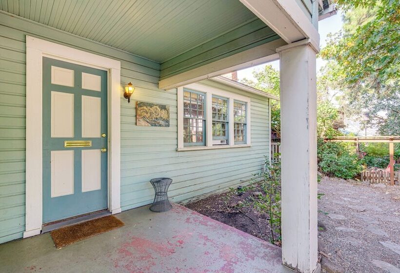 Dog Friendly  Columbia Cottage  In Hood River!