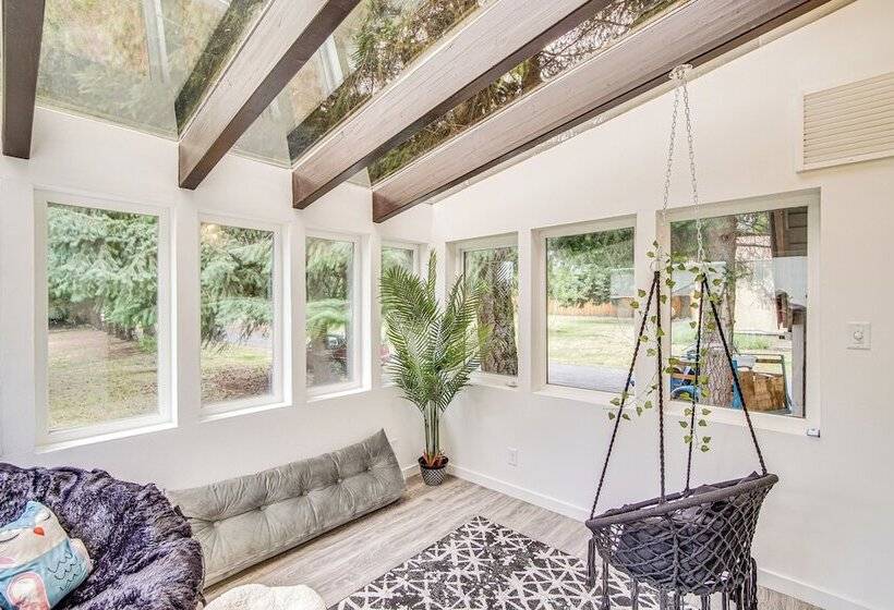 Family Friendly Cle Elum Retreat On Yakima River!