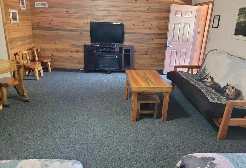 호텔 Willamette Pass Inn & Chalets