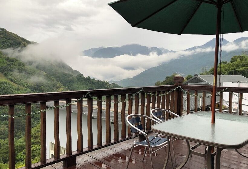 تختخواب و صبحانه Cingjing Morning Star