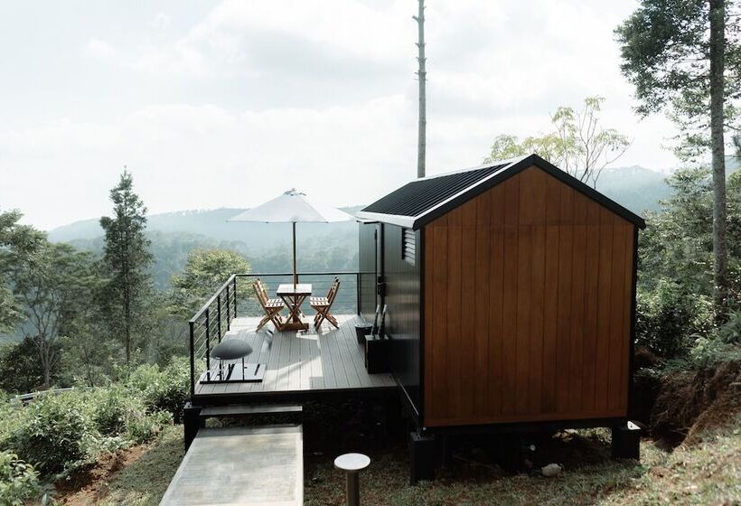 בית מלון כפרי Bobocabin Dieng Wonosobo