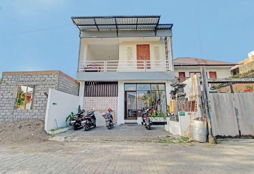 호텔 Collection O 93004 Double D Guest House