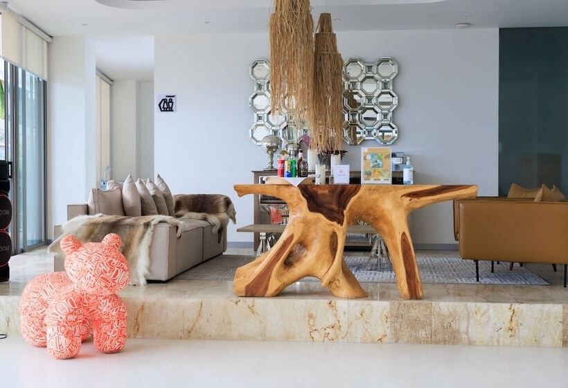 בית מלון כפרי Elite Atoll Beachfront