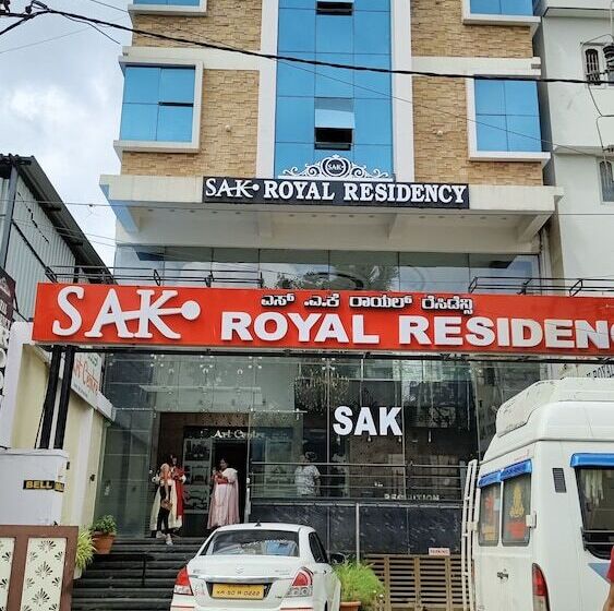 Отель Sak Royal Residency