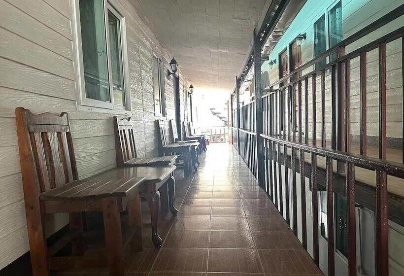 پانسیون Bangsit Guesthouse