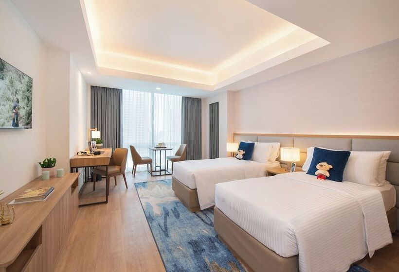 Somerset Valero Makati