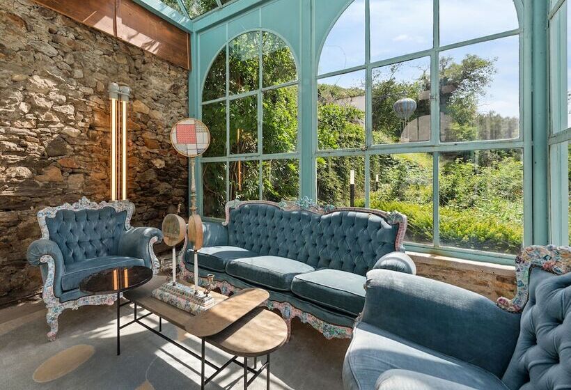 호텔 La Petite Ivy, Trenninghof 1302   Managed By Sky9 Apartments