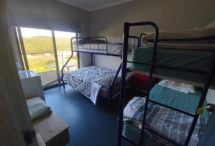 Общежитие 13th Apostle Accommodation