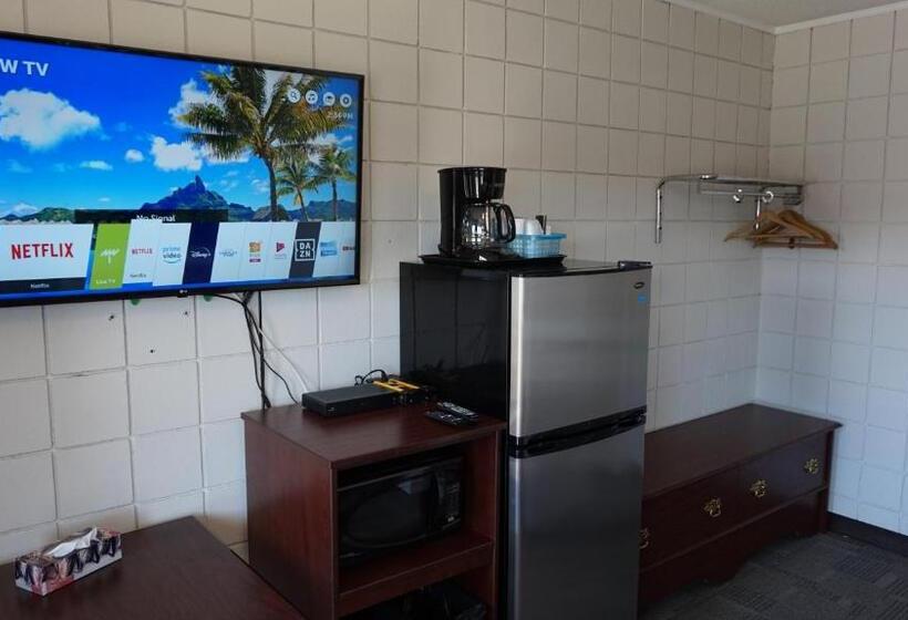 Caravel Motel