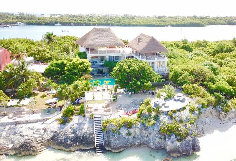 هتل Casa Coco By Coco B Isla