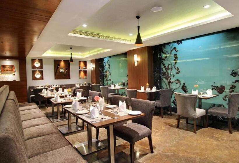 בית מלון כפרי Comfort Inn Insys