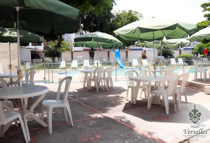 هتل Restaurante Versalles