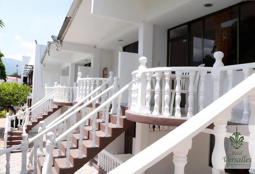 هتل Restaurante Versalles