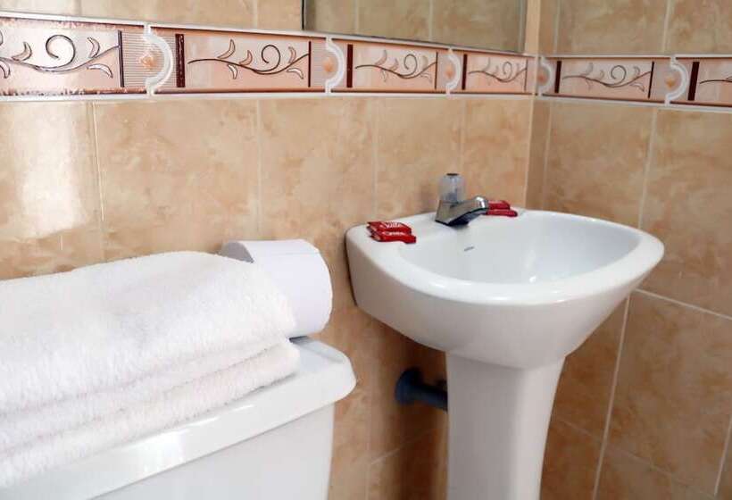 هتل Restaurante Versalles