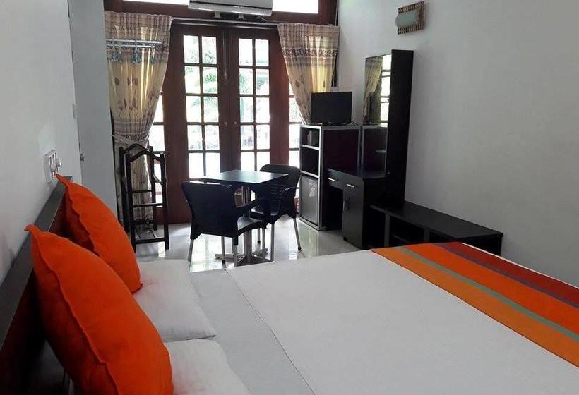 هتل Yoho Taskans Villa