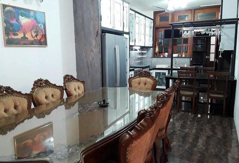 هتل Yoho Taskans Villa