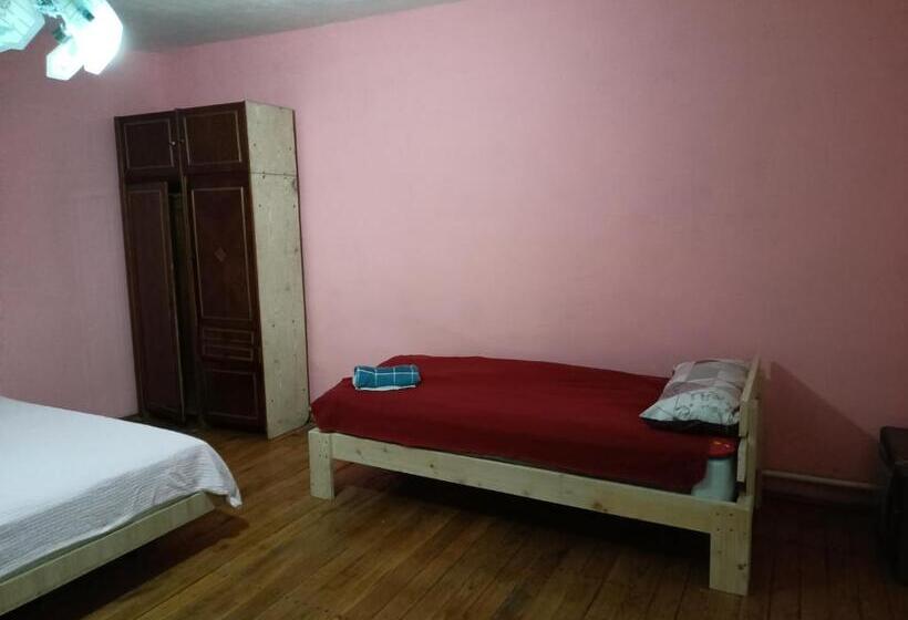 Krone Hostel
