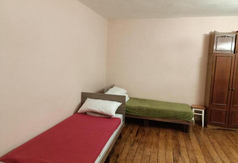 Krone Hostel