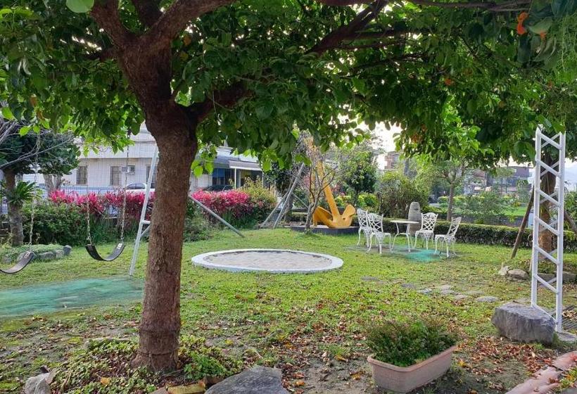 استراحتگاه Beauty Monroe B&b 可包棟 150吋投影 唱歌 夏日玩水 烤肉 電動麻將