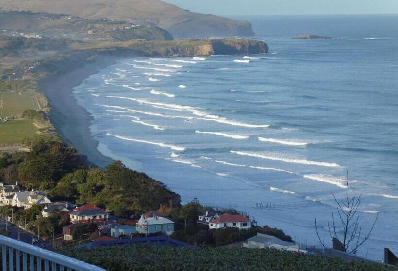 Rosemount B&b By The Sea St Clair