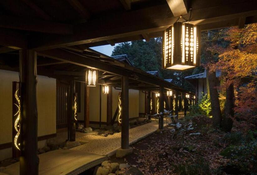 ريوكان Chikurakutei