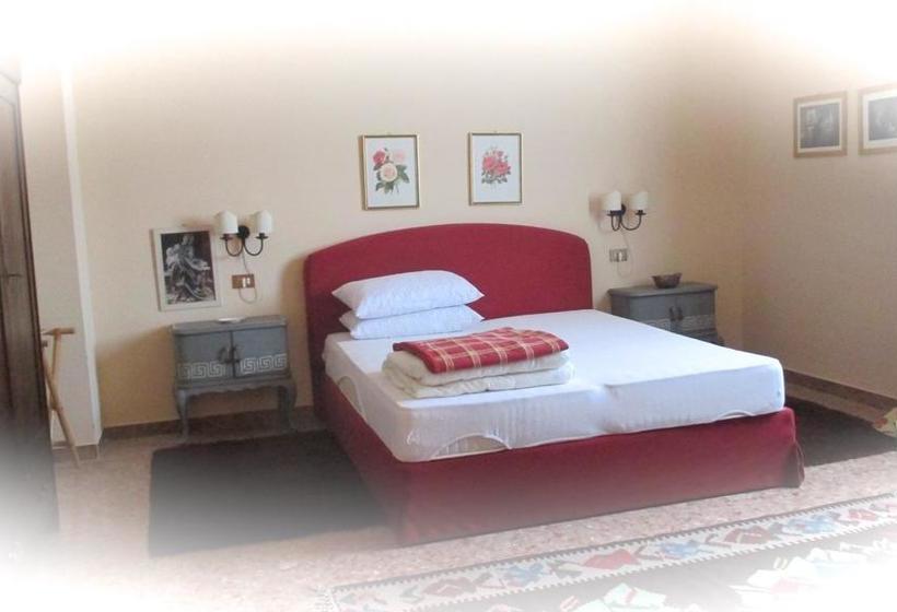 مبيت وإفطار Agriturismo Le Colombaie