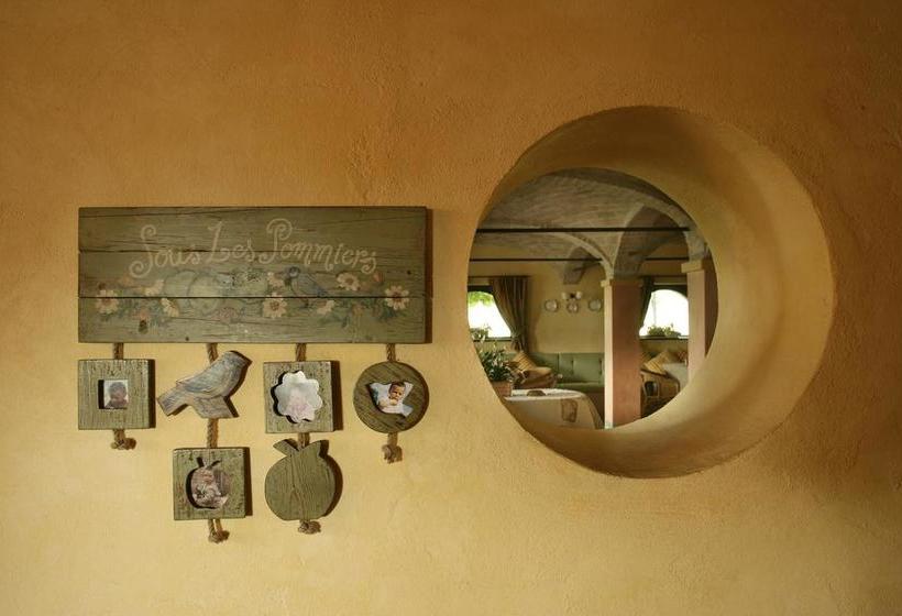 مبيت وإفطار Agriturismo Le Colombaie
