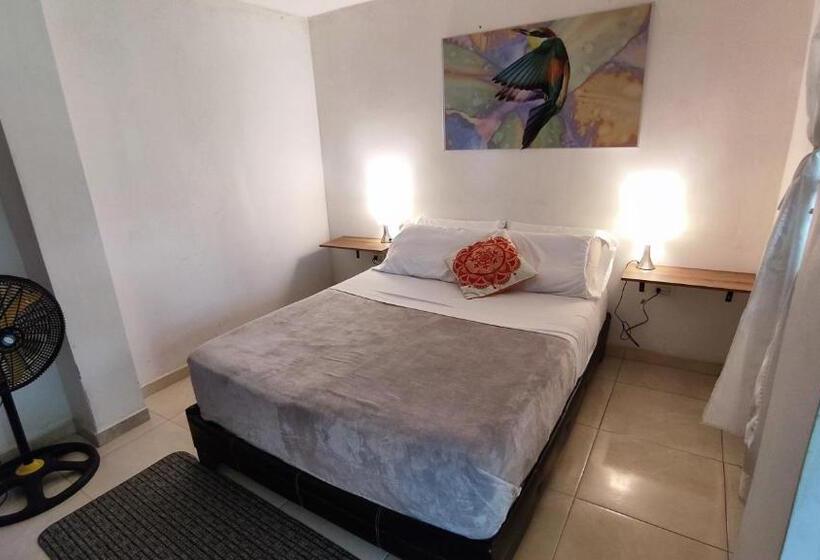 تختخواب و صبحانه Colores De La Sierra