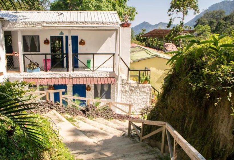 تختخواب و صبحانه Colores De La Sierra