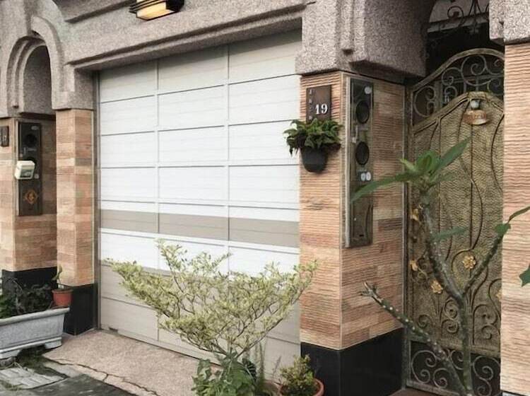 تختخواب و صبحانه Feng Su