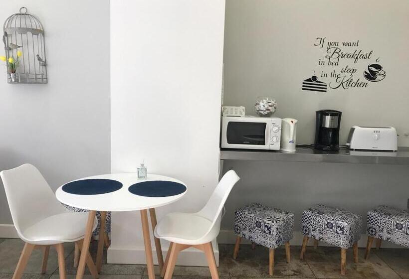 مبيت وإفطار Mirandesa Guesthouse