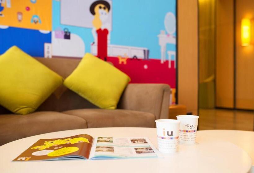 Iu Hotel Guiyang Shibei Road