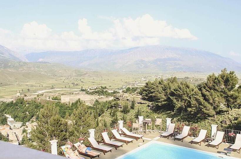 Kerculla Resort