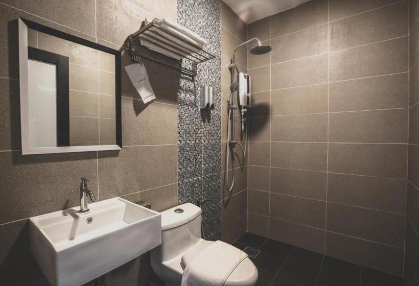 V3 Hotel & Residence Seri Alam