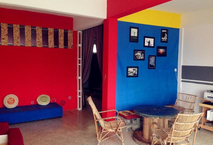 הוסטל Backpackers @ Beacon Kch