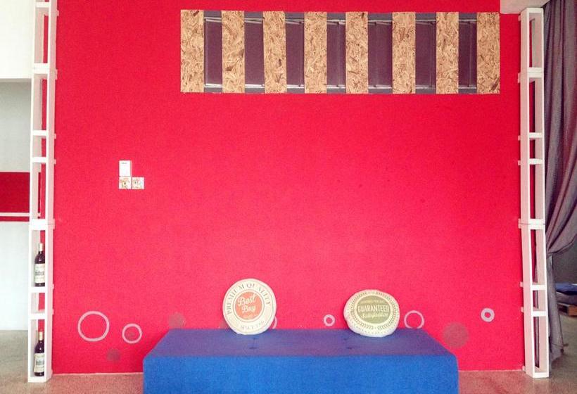 הוסטל Backpackers @ Beacon Kch