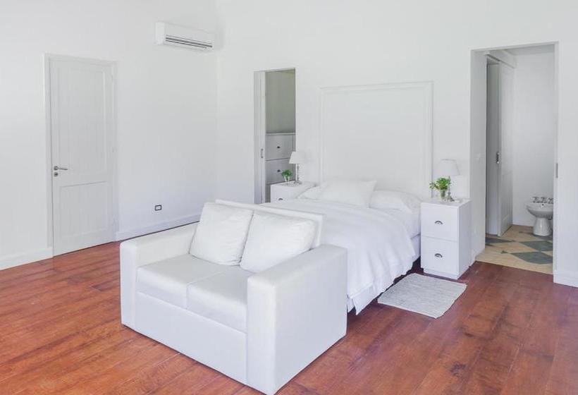 مبيت وإفطار Suites Camacho
