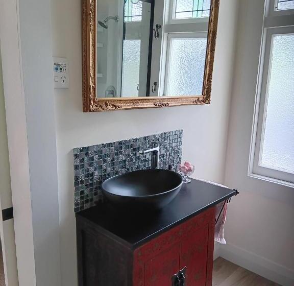 Folster Gardens Bed And Breakfast