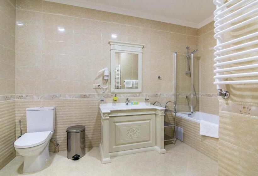 فندق Panskiy Dvir