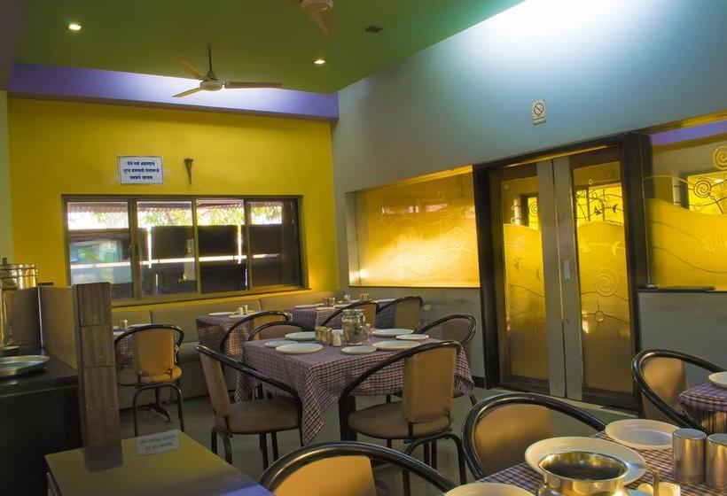 בית מלון כפרי Sai Prasad