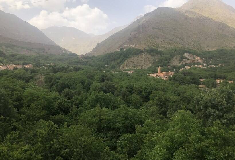 تختخواب و صبحانه Riad Atlas 4 Seasons