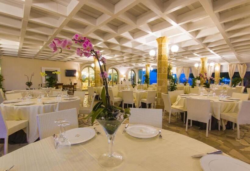Отель Augustus Resort
